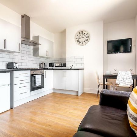Platform Port Area Apartment 2 With Free Street Parking Kingston upon Hull Esterno foto